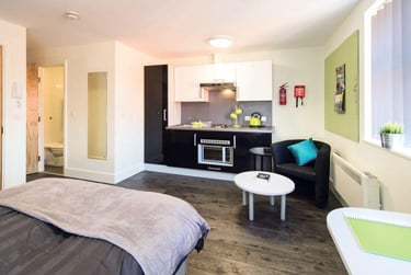 1 bed flat, 17-23 High Street, City Centre, Bangor, LL571NP - Image 5